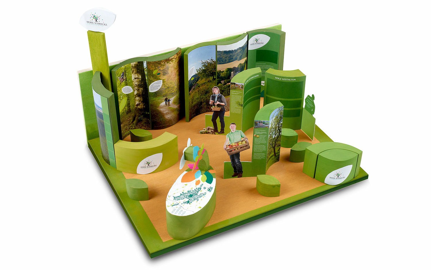 Grüne Woche Berlin 2017 – Naturstiftung DAVID – Modell zum Messestand Modell des Messestandes für die Hohe Schrecke zur Internationalen Grünen Woche 2017 (© Papenfuss | Atelier)