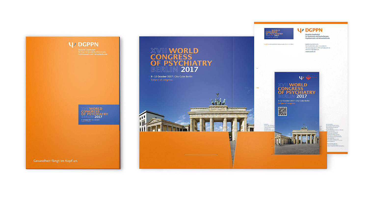 Das Bild zeigt eine Pressemappe mit Ansicht des Covers sowie aufgeschlagen mit Briefbogen und Flyer (für die Deutsche Gesellschaft für Psychiatrie und Psychotherapie, Psychosomatik und Nervenheilkunde (DGPPN), 2014) (© Papenfuss | Atelier)